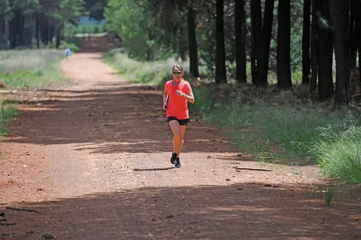Olle Walleräng. Midnattsloppet, IEM 3000m 2009, Lidingöloppet. Malin Sundström och delar av Cursus på träningsläger tidigare i år.