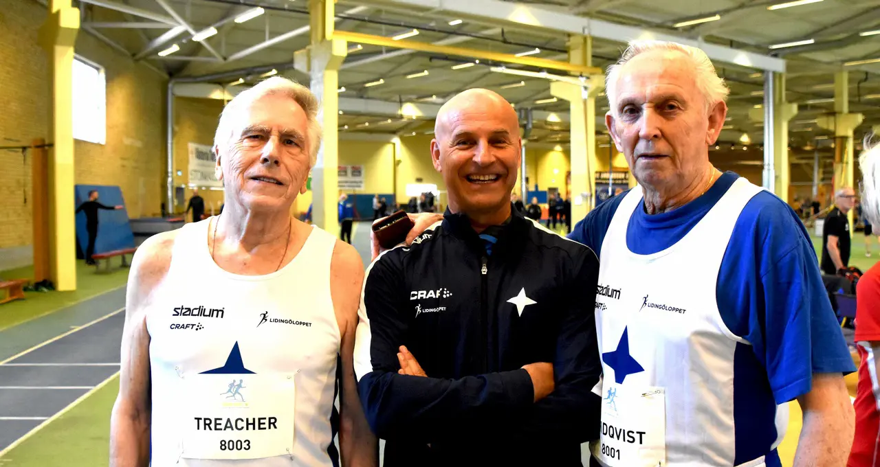 Tre av våra sex medaljörer under inne-SM för veteraner. Anthony Treacher, Richard Juhlin och Ingvar Lindqvist. Foot Janne Åkerblom