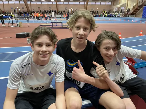 Emil, Love och Luca 3:a 7:a och 5:a på 1000m! Text och Foto: Daniel Nilsson