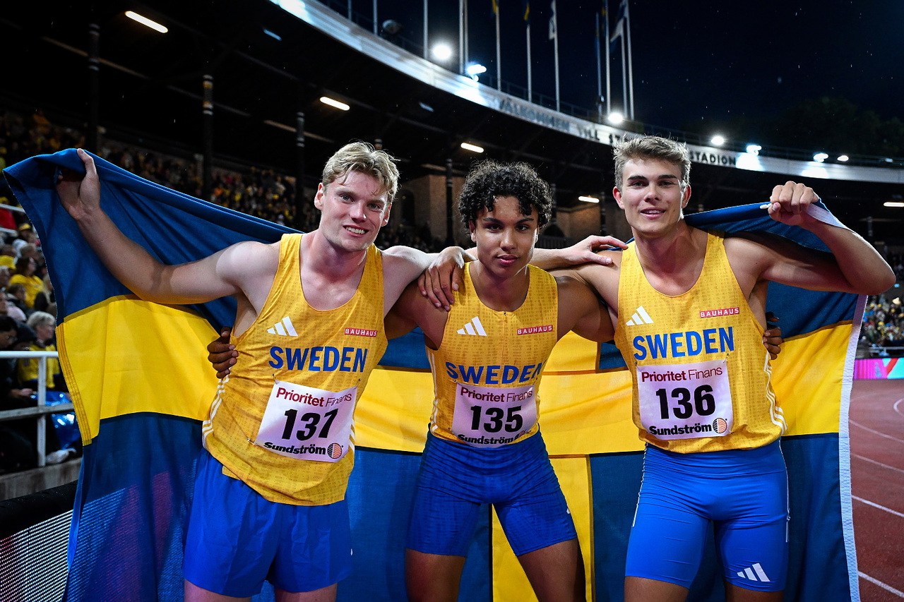 Jacob Thelander, Liam Belo da Silva och Malte Fuchs Edberg var femma, etta och trea i Finnkampens trekamp. Foto: DECA