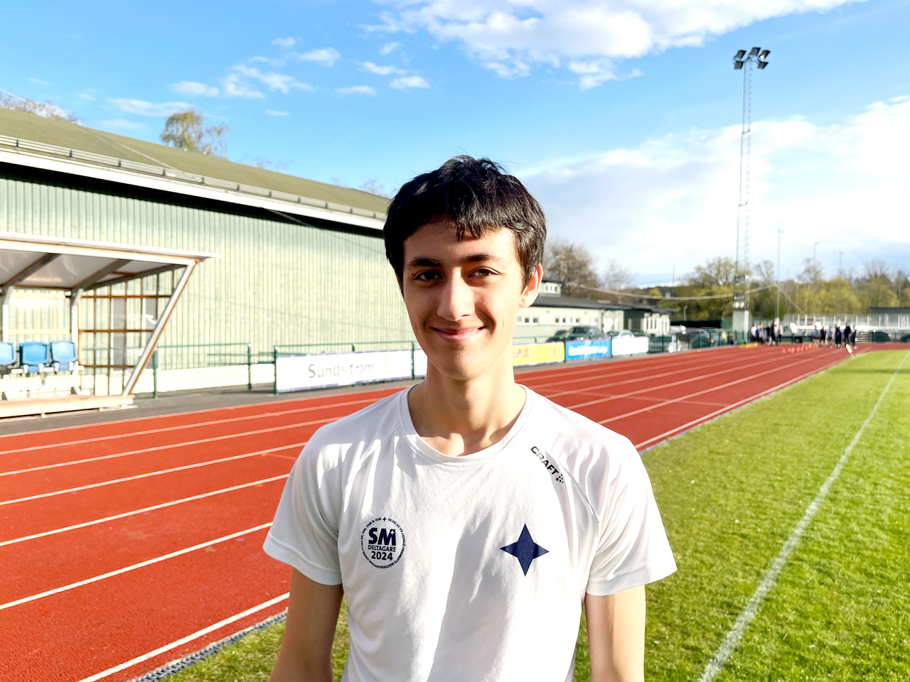 Alex Lundgren har lämnat inomhussäsongen och siktar på utessäsongen. Han var Sverigetvåa i höjd, åtta på 60mh och nr 13 i längd. Foto: Janne Åkerblom