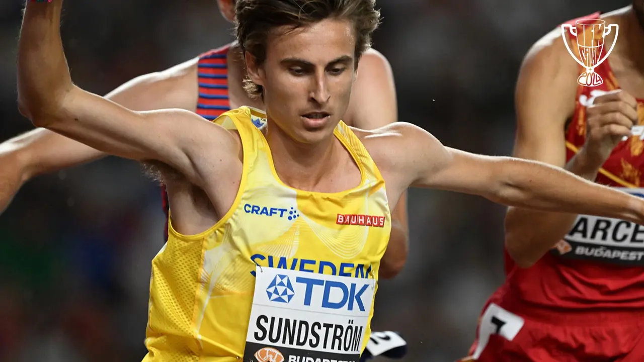 Bilden är från VM i Budapest 2023 då Simon tog sig till final på 3000m hinder och blev 15 löpare i mål. Foto: DECA