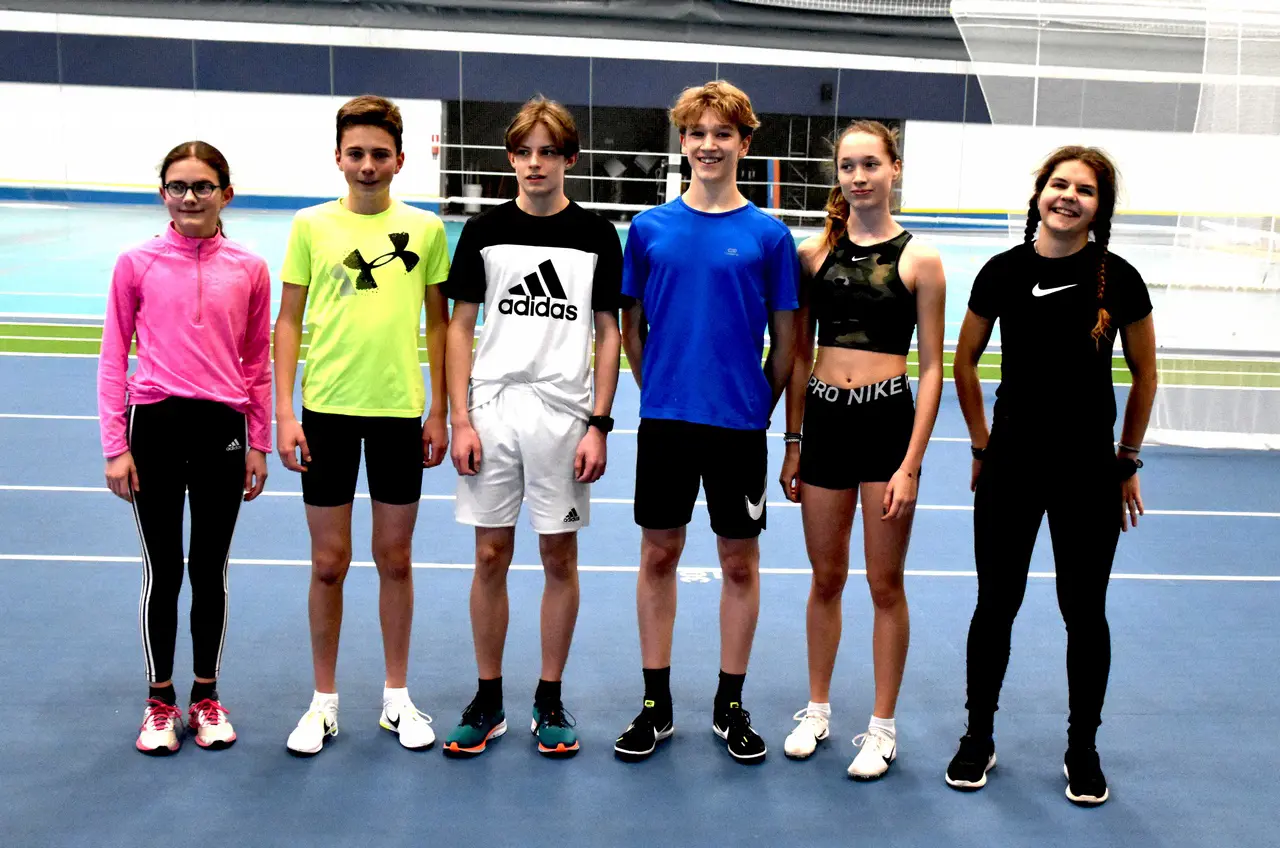 Gesa, Kalle, Nicke, Leonardo, Estelle och Bella. Foto: Micke Johansson