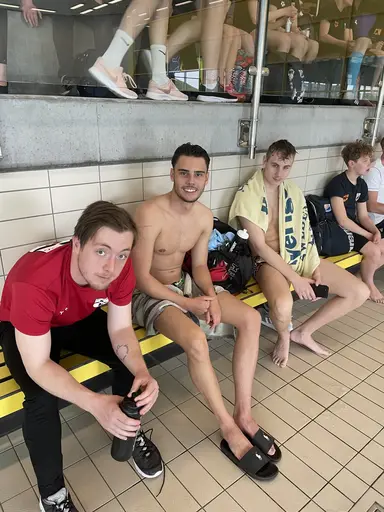 Tommy, Gustav och Alida vill inte vara med på bild!