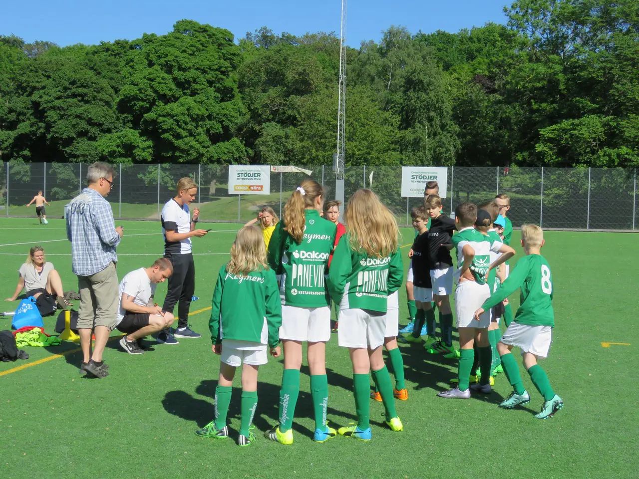 25 hungriga spelare från P/F04 och P/F05 vid namnuppräkningen