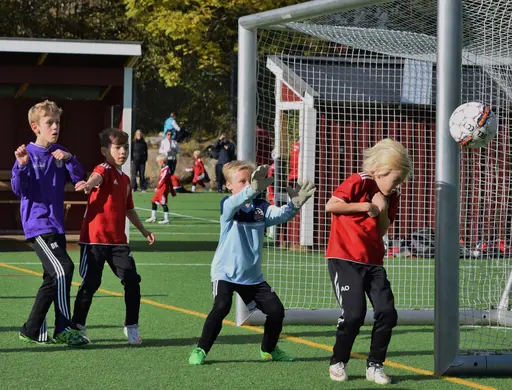 Fartfylld fotboll och fullmatat med förtäring både på Tanto BP och Zinken IP