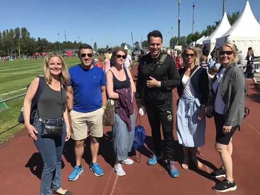 FCBs P07 talanger njuter av soliga fotbollsdagar i Halör Cup