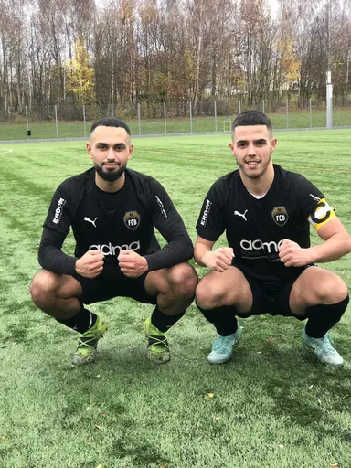Bild: Mästarlaget⭐️⭐️ och Skyttekungen Ossi Khalid och Poängkungen Ragit Shaqiri