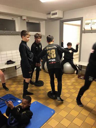 Professionell träning med FCBs 13-åringar