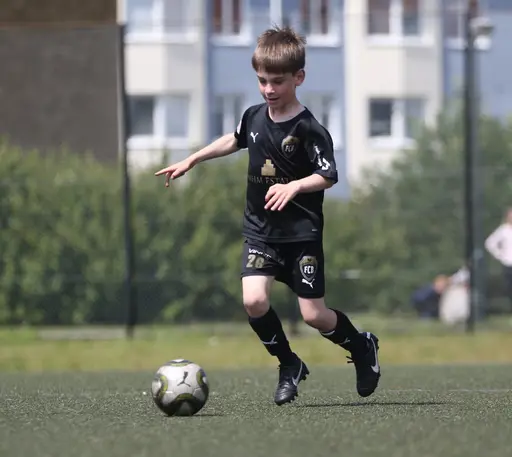 Solskensfotboll när P2012 gästades av duktiga LB07