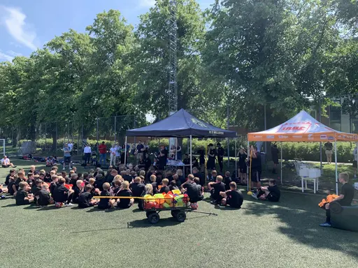 Glad Midsommar önskas alla i FC Bellevue familjen!
