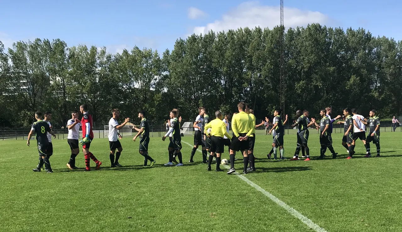 A-laget hade oflyt mot serieettan Liria. Bra kämpat men förlust 2-1