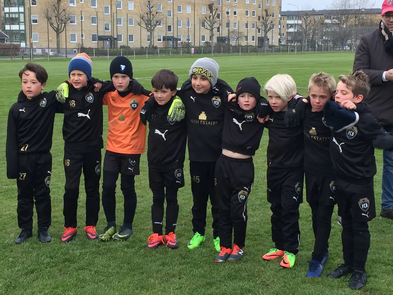 Team P08 på Nydala IP: Theo, Carl, Gustav B, Philip, Gyan, Olle, Tom, Gustav H, Otto