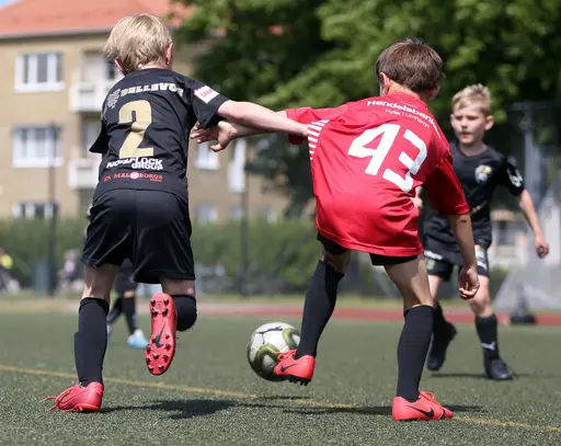 Solskensfotboll när P2012 gästades av duktiga LB07