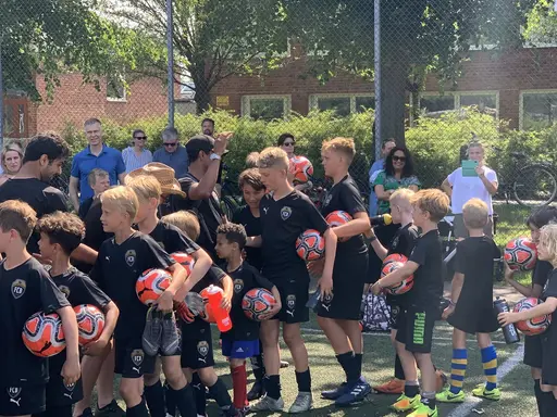 Glad Midsommar önskas alla i FC Bellevue familjen!