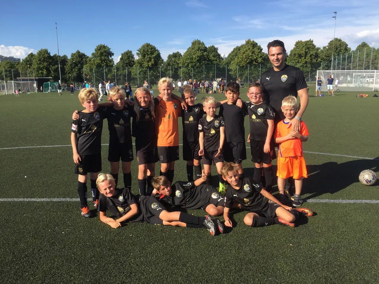 Team P07: Elliot, Atlas, Bruno, Jacob, Benjamin, Noel, Adam, Ossian, Johannes, Coach Tomas Liggande: Henry, Calle, Julian
