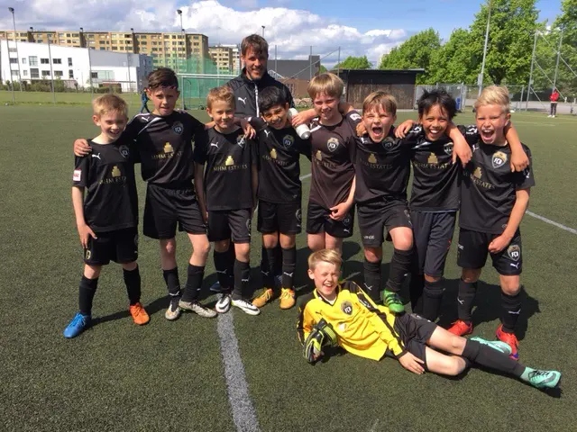 Team P05: Axel, Liam, Erik, Jasin, Ludwig, Zach, Mio, Billy och liggande Axel M