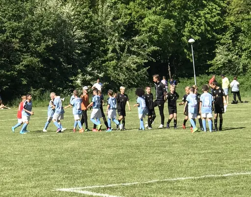 FCBs P07 talanger njuter av soliga fotbollsdagar i Halör Cup