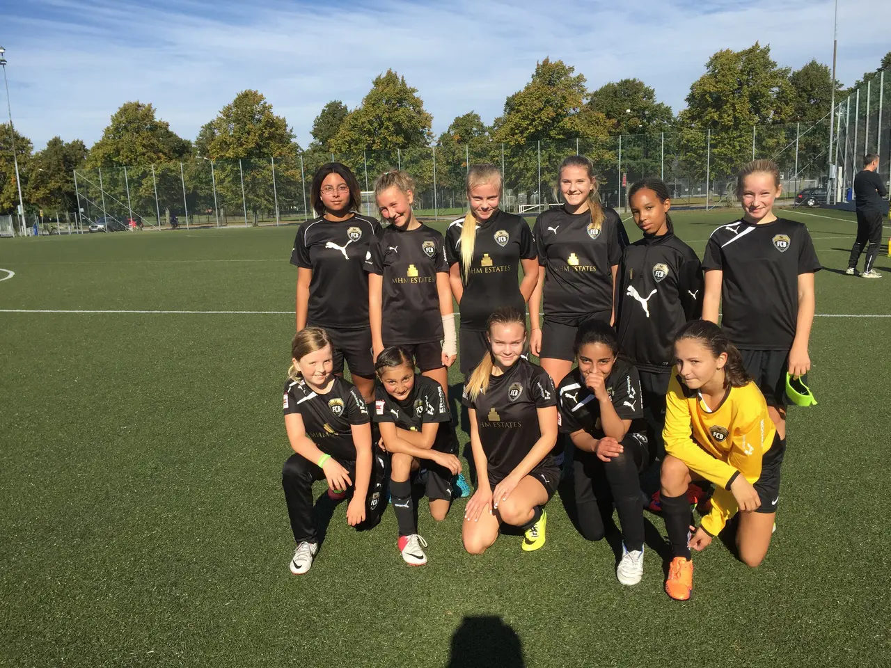 F02: Övre rad f vä Sanna, Ellen, Signe, Josefin, Josefa-Ley, Lilly, Nedre rad fr vä Edda, Kharma Agnes, Loubna, Sofia