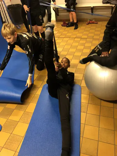 Professionell träning med FCBs 13-åringar