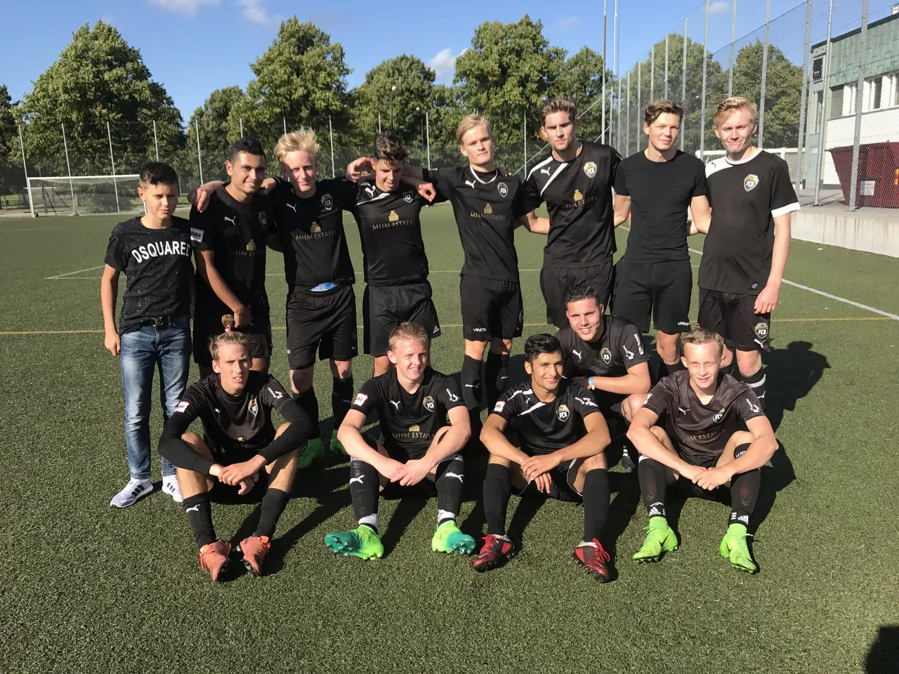 Team J på Stadion - seger 4-1