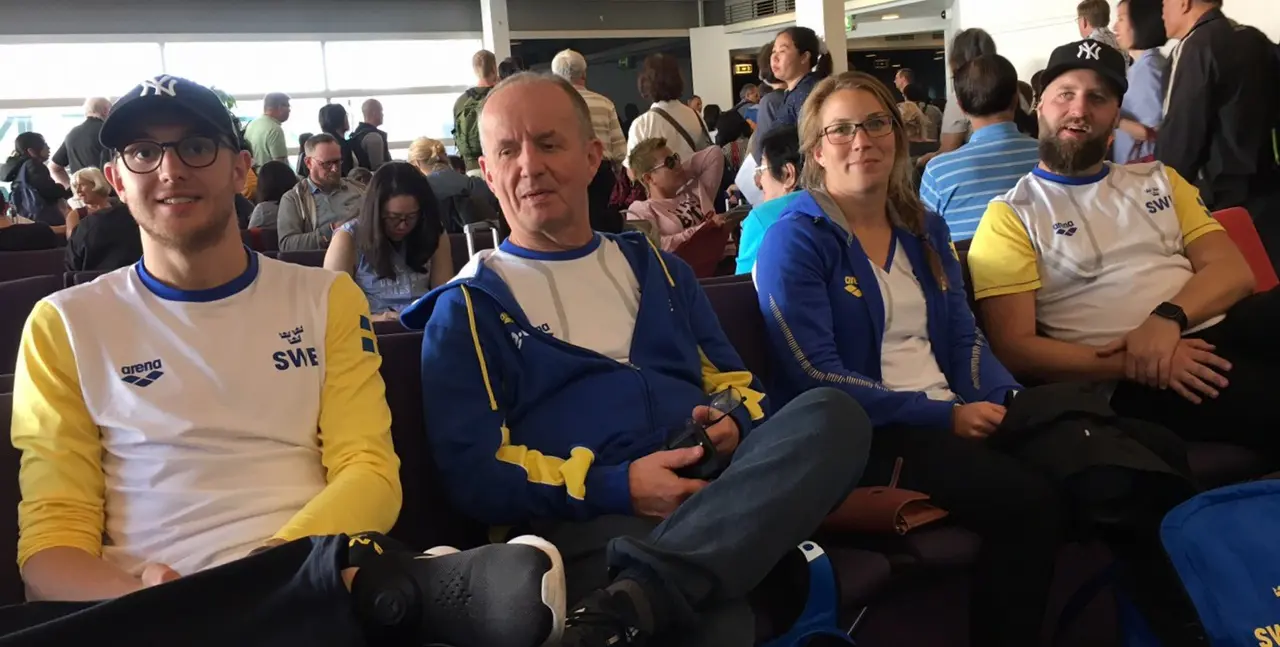 De fyras gäng på Kastrup innan boarding