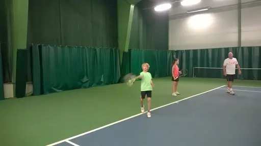 Fullt ös i hallen igen med våra härliga juniorer