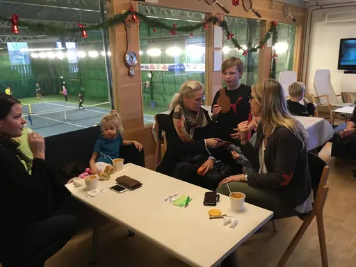 Deltagare och fans på julavslutning