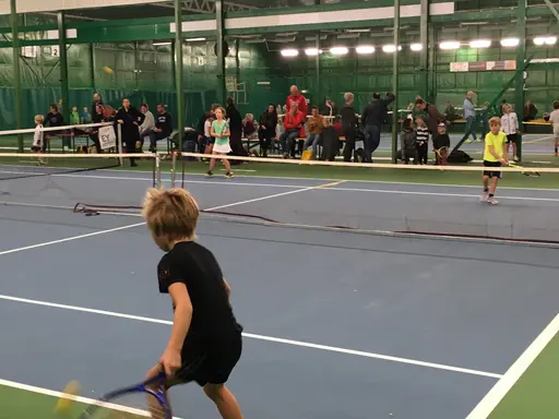 Mingelbilder från minitennisturneringen