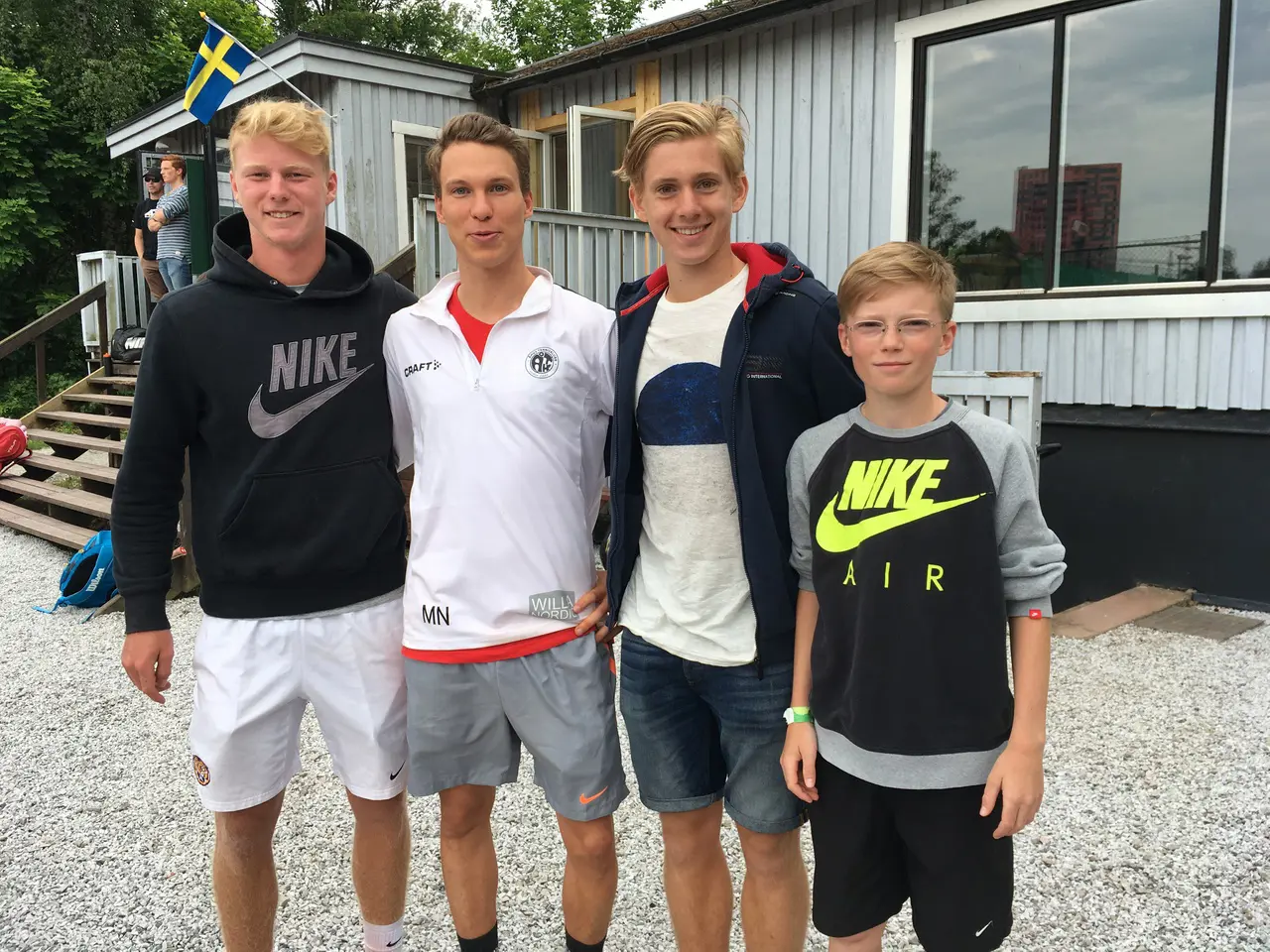 Eric, Max och Adam i vårt A-lag med klubbkompis Henry