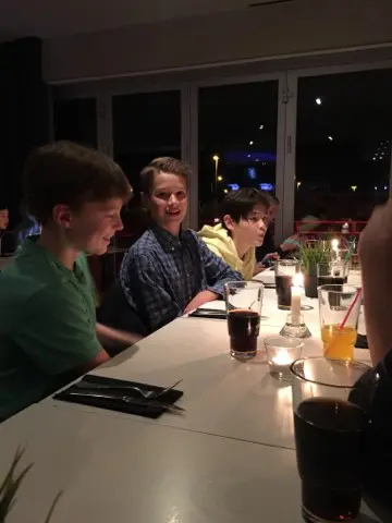 Juniorer på fredagsmys