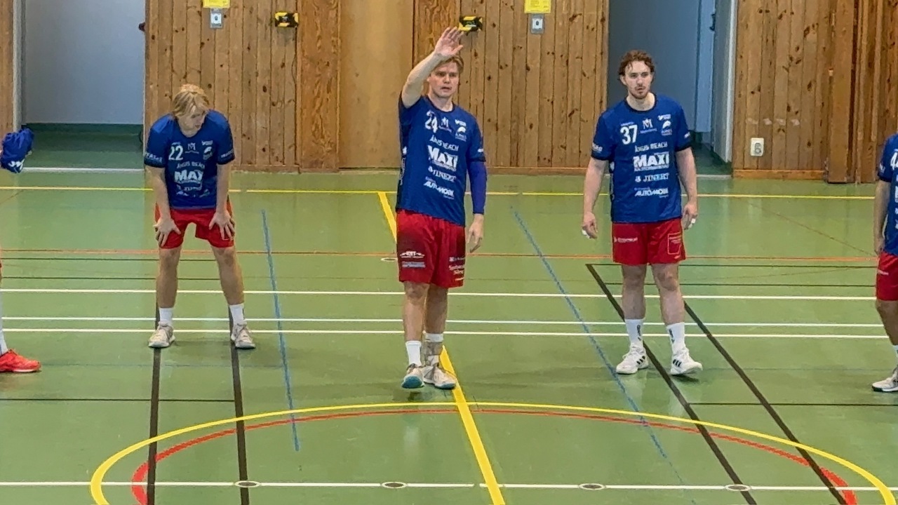 Axel Svensson svarade för elva mål mot Alingsås.