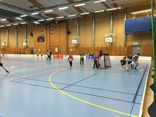 Skott träning med Chrille och vänskapsmatch med en konstig domare...