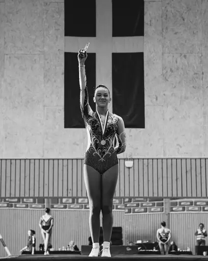 Bild 1- TGDs gymnaster efter prisutdelningen Bild 2- Wilma Jönsson, senior Bild 3- Molly Gerdrup, 2B Bild 4- Naja Becker & Alva Larsson, 2A Bild 5- Alva Larsson ag 2 Bild 6- Wilma Jönsson, senior