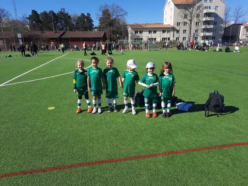 Match 2 hemma mot F3