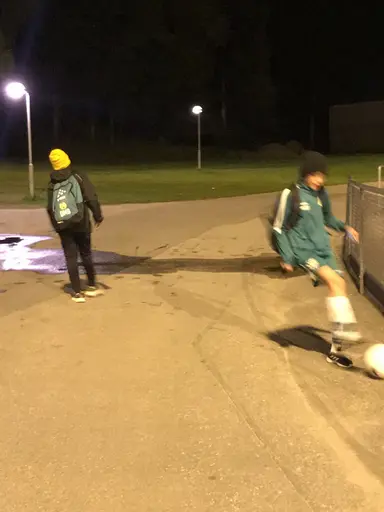 Glöm inte vänster fot, en hake och down memory lane