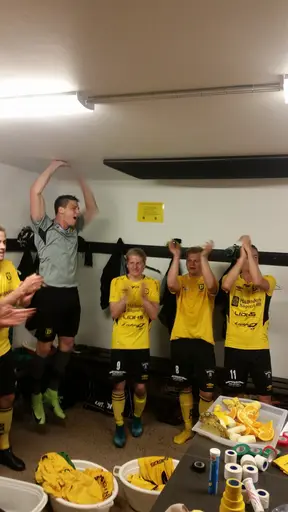 Omklädningsrummet efter matchen....