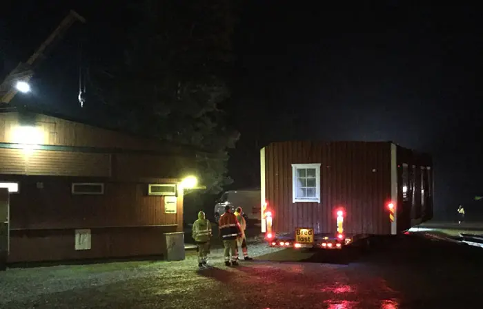 Nu är Rimbo IF:s två nya stugor på plats och snart redo för uthyrning