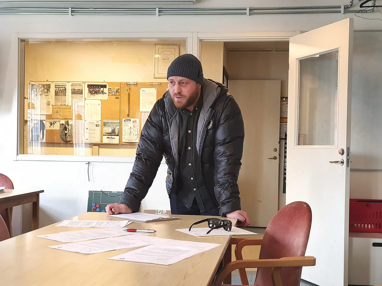 Förre spelaren och tränaren Niklas Eriksson är en av flera personer i Rimbo IF:s nybildade sportgrupp som börjat bytta nästa säsongs A-lag