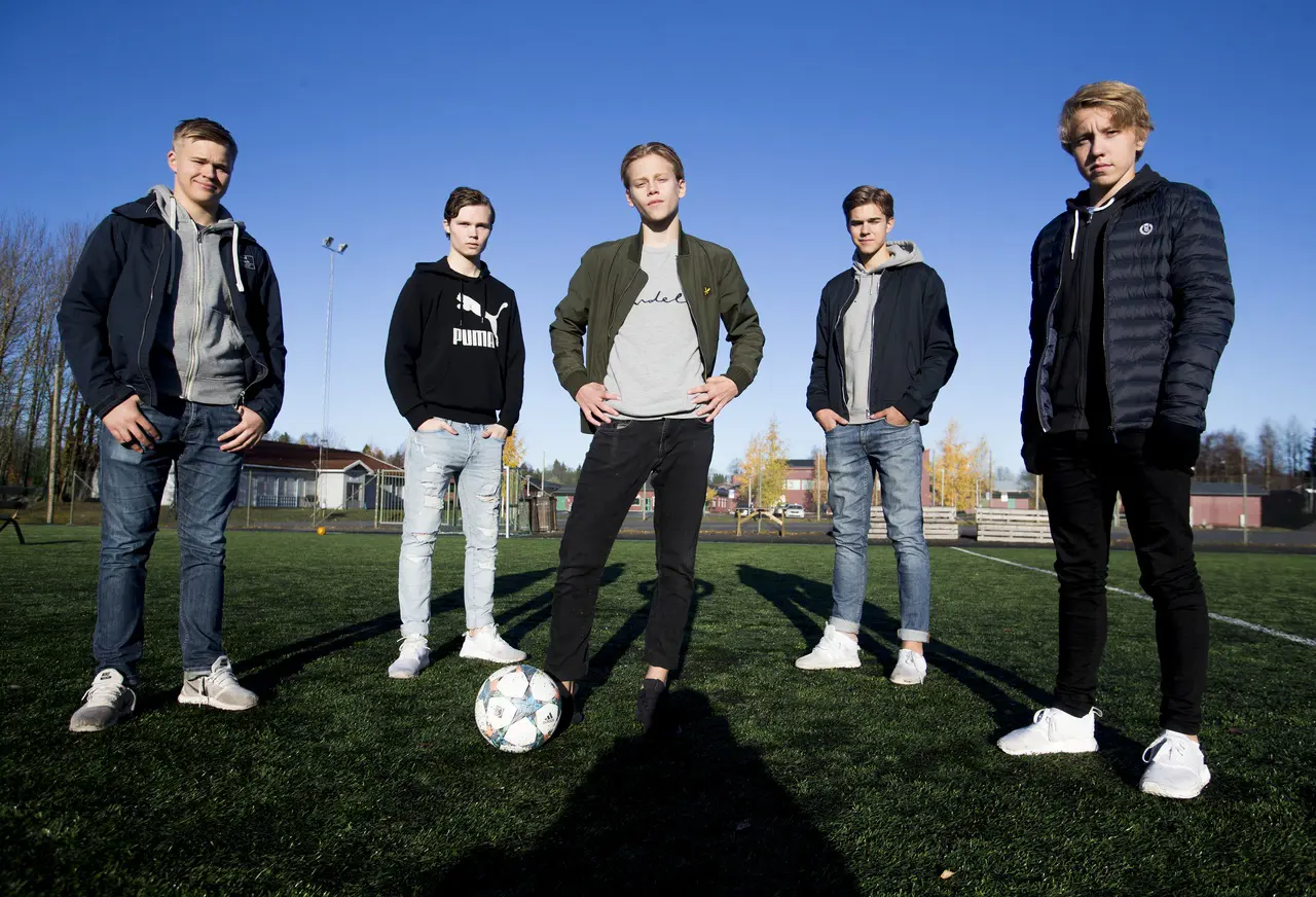 Från vänster: Pontus Eriksson, Jesper Lindgren Gysenius, Hugo Bergström, Anton Eriksson och Mattias Nilsson Foto: Abebe Asres/VK