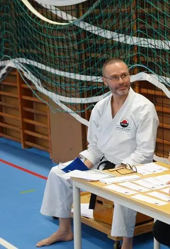 Sensei Pelle Palenius,    Sensei Lars-Göran Silfwerbrand,     Sensei Dan Wickström,    Tränare Micael Höglund