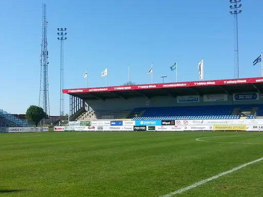 Harligt fotbollsväder idag på Vångavallen i Trelleborg 